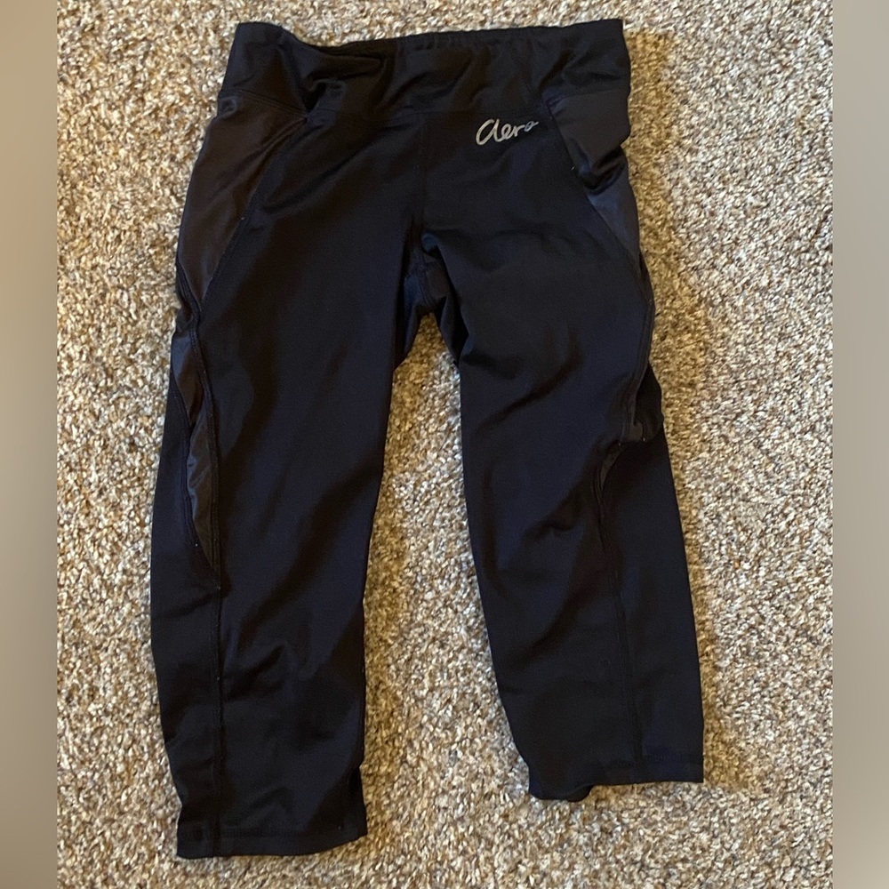 Aero athletic leggings